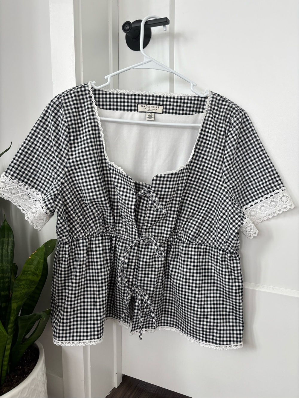 Bagatelle gingham top